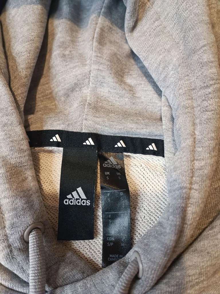 Adidas hoodie pull in size S, very good condition, grey color – photo 2
